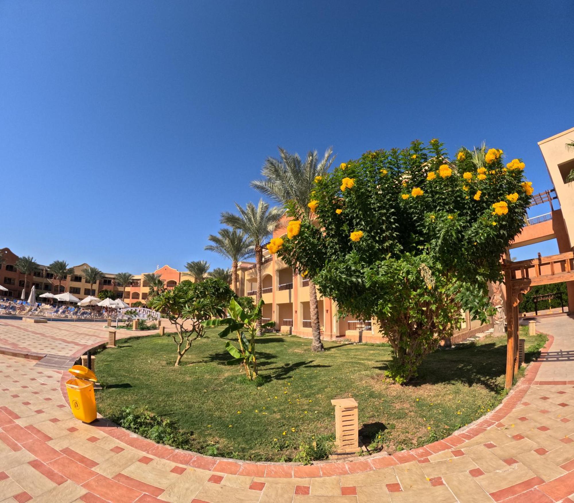 Regency Plaza Aqua Park And Spa Resort Sharm el-Sheikh Exteriör bild
